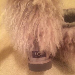 Gray ugg boots